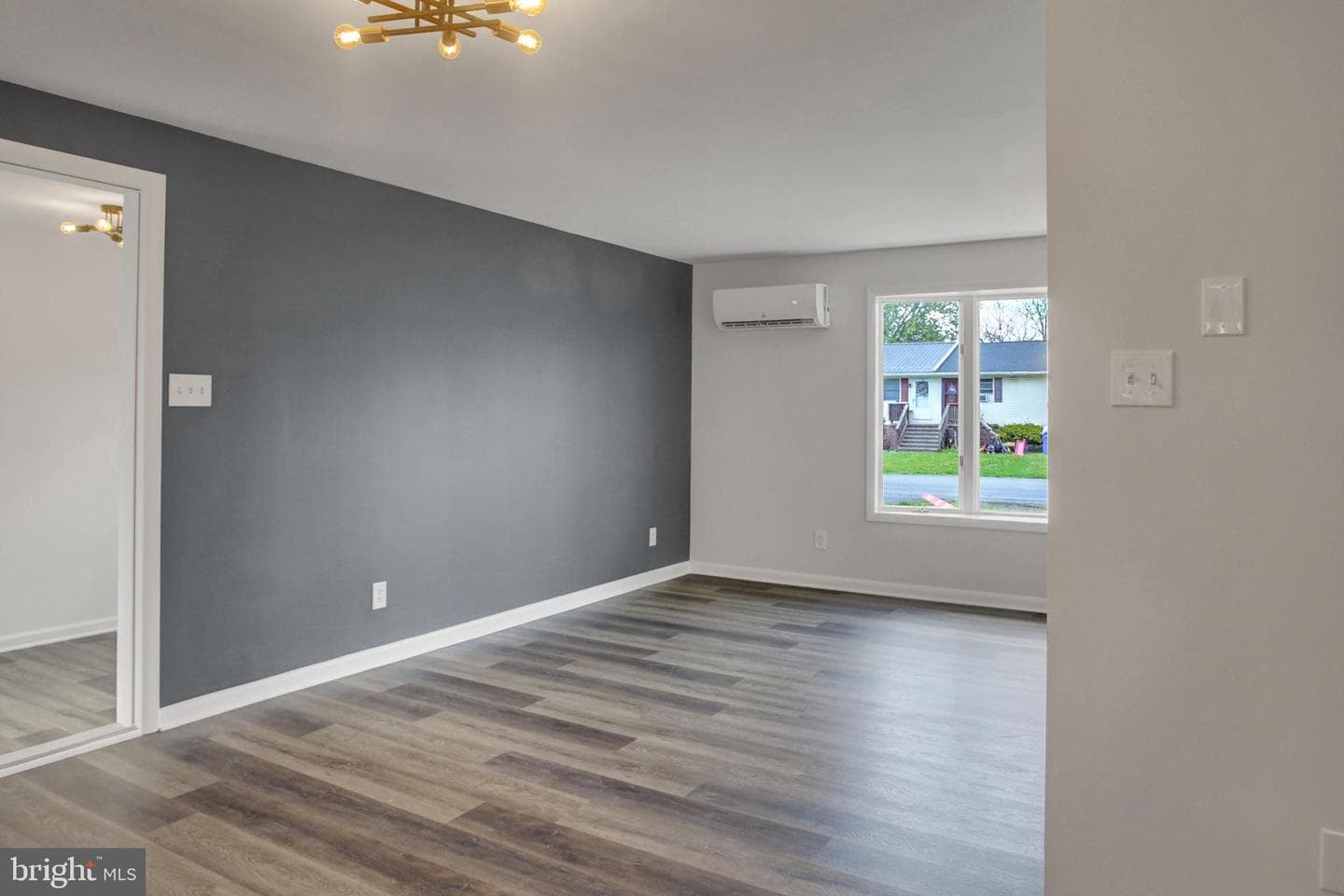 14944 Sherwood Drive photo 5