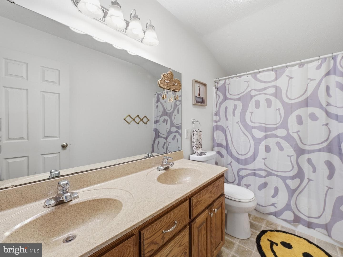 233 Cresthaven Drive photo 20