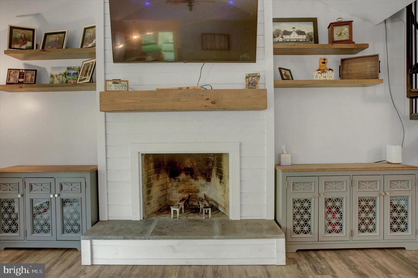 870 Remington Drive photo 11