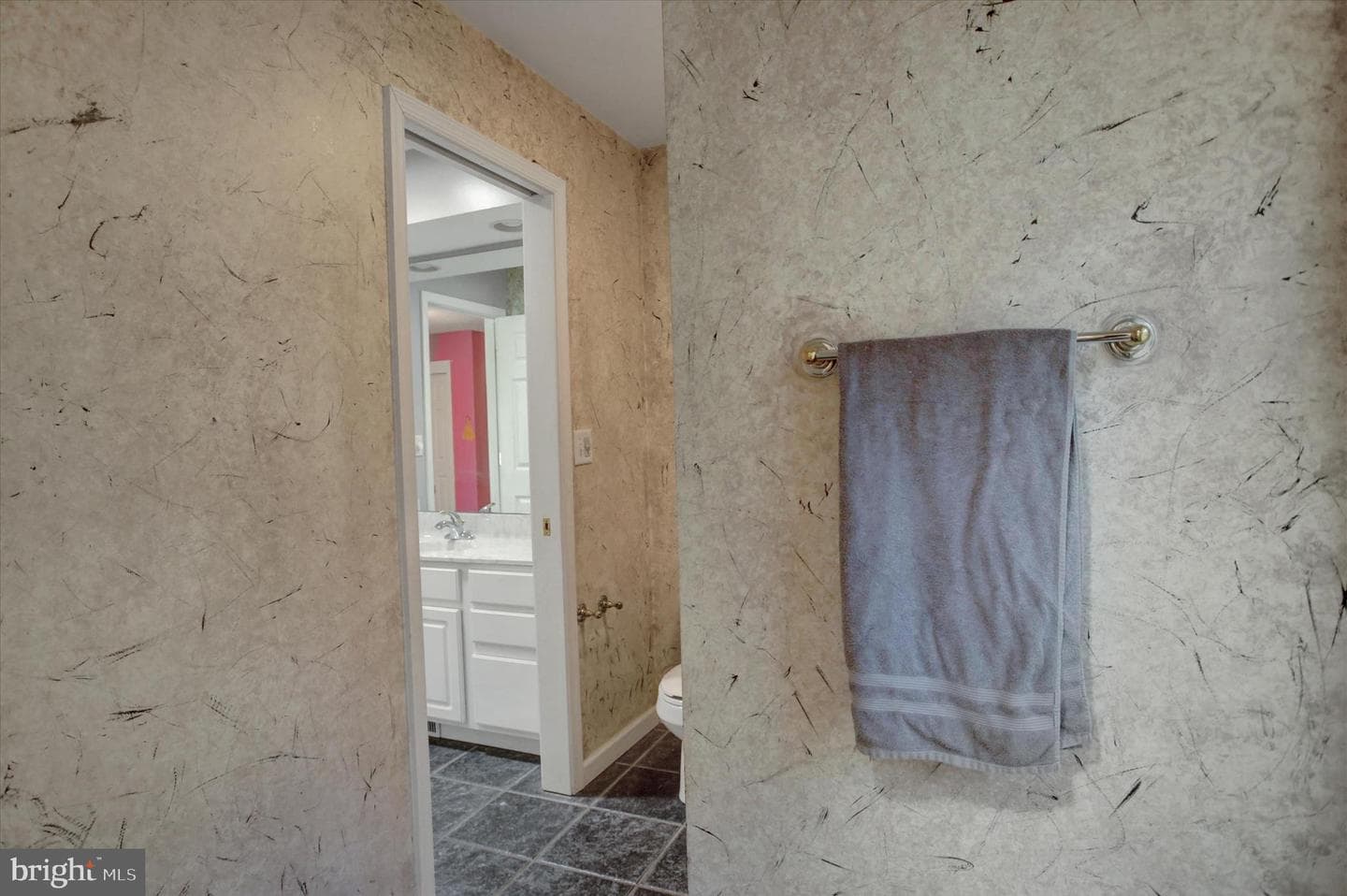870 Remington Drive photo 32