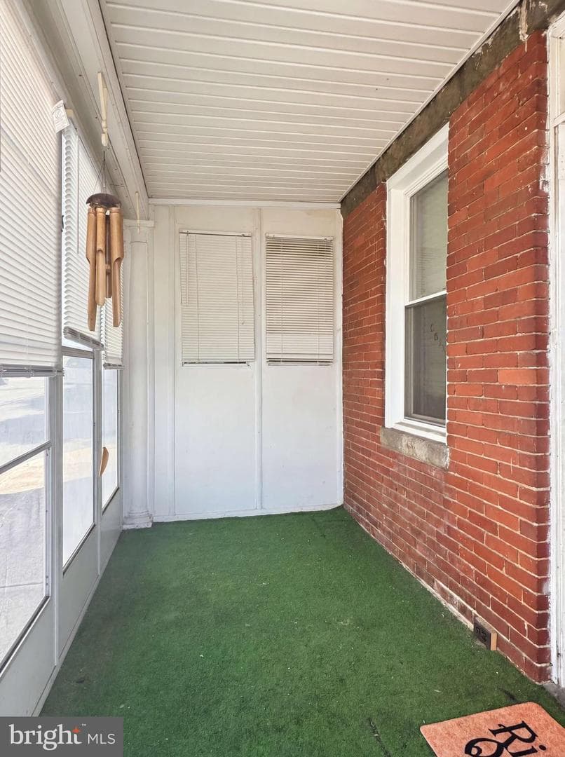 408 Fairview Avenue photo 3