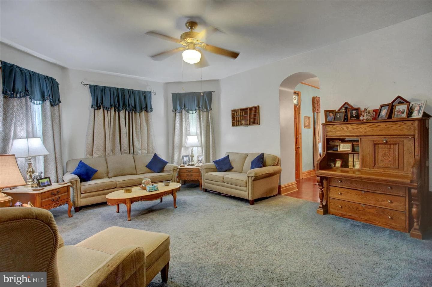 54 Clayton Avenue photo 11