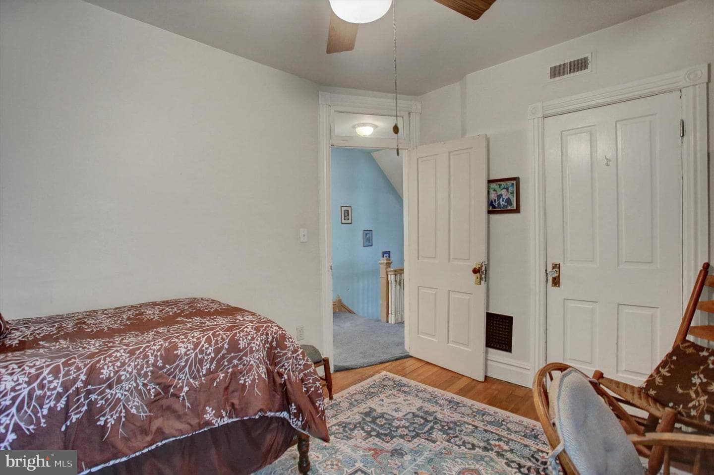 54 Clayton Avenue photo 24