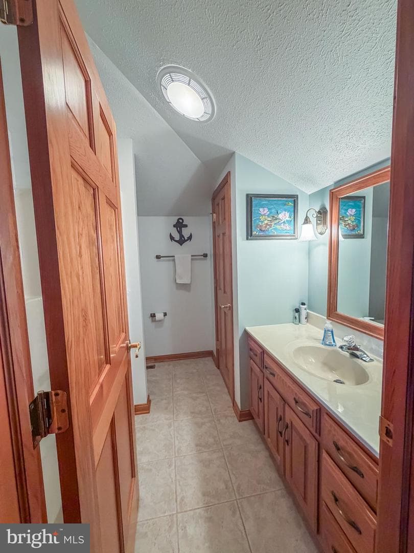 536 Remington Drive photo 52