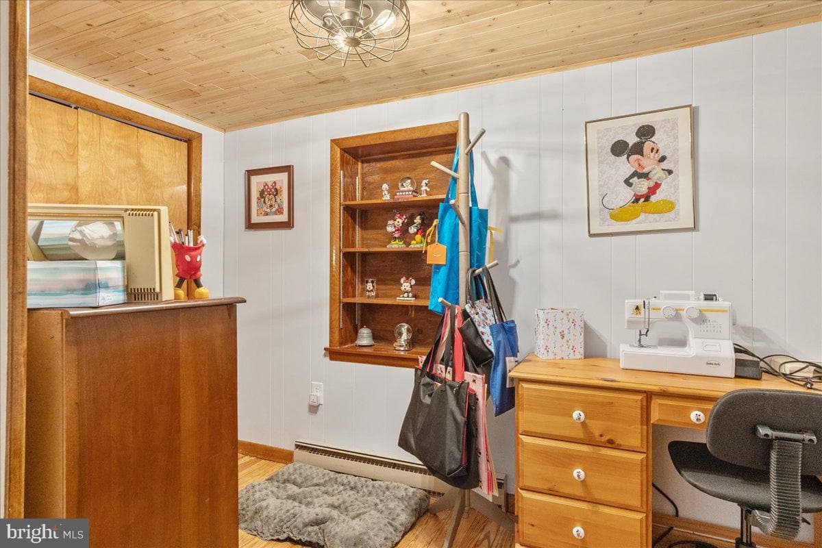 8560 Anthony Highway photo 30