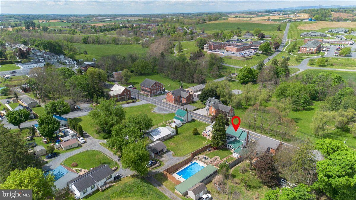 8560 Anthony Highway photo 49