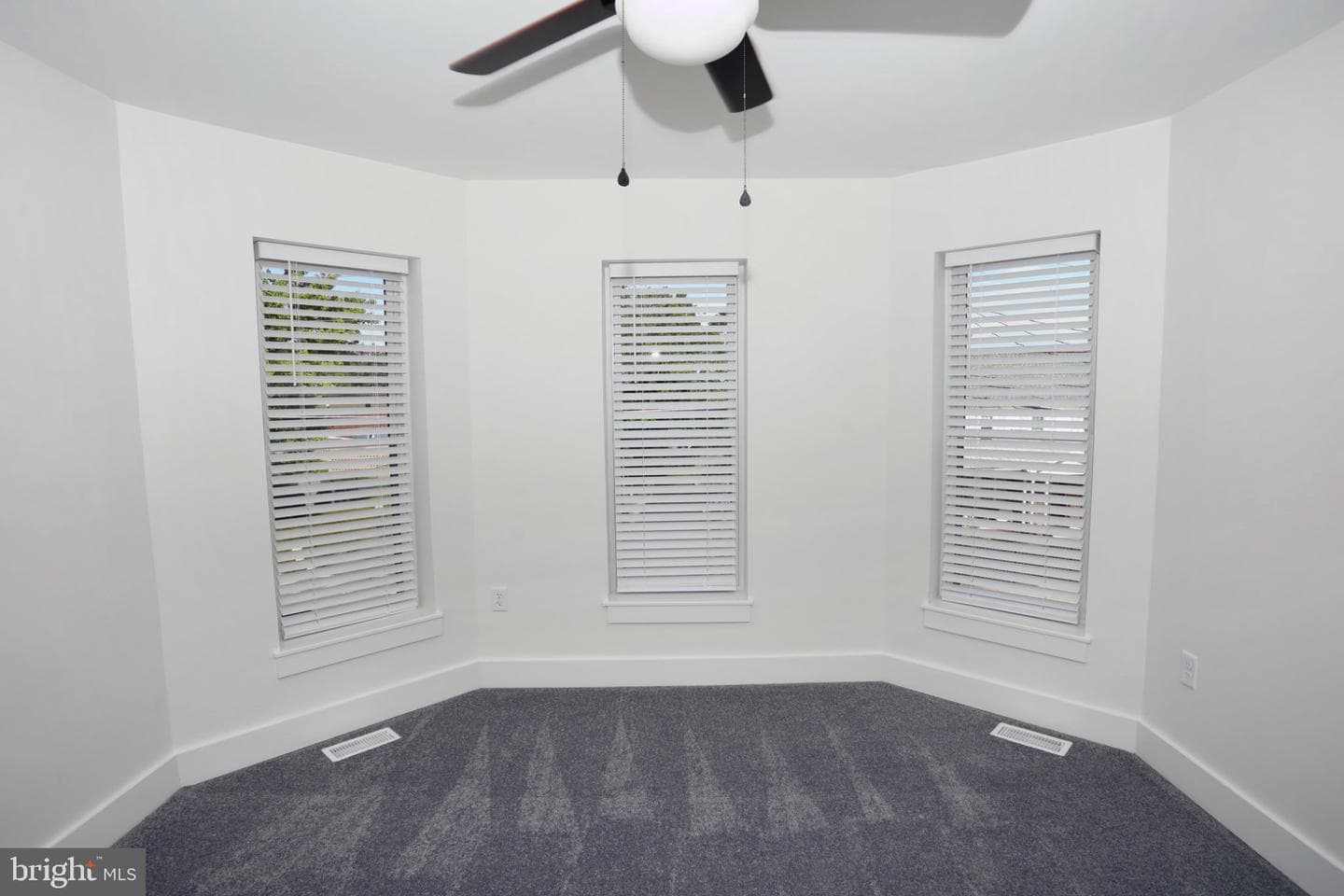213 Fairview Avenue photo 23
