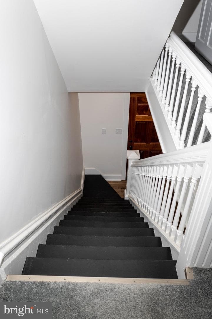 213 Fairview Avenue photo 24