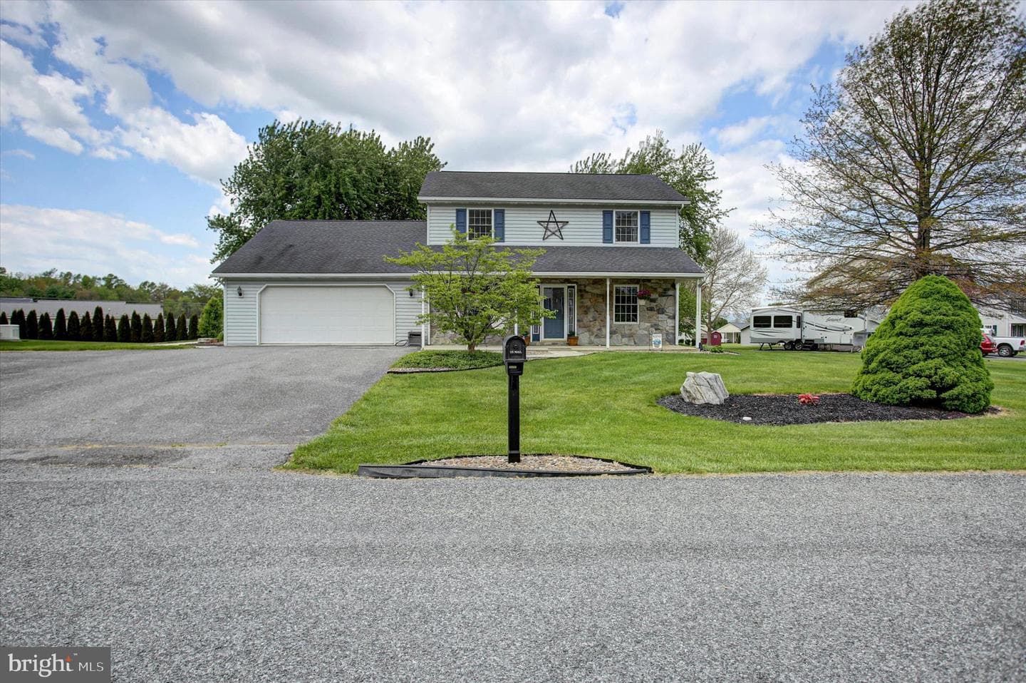 322 Elmont Circle, Shippensburg