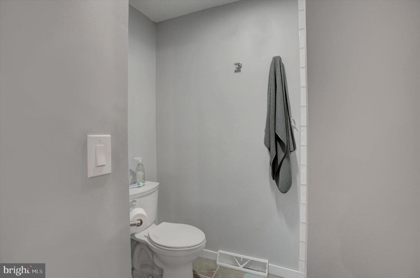 322 Elmont Circle photo 44