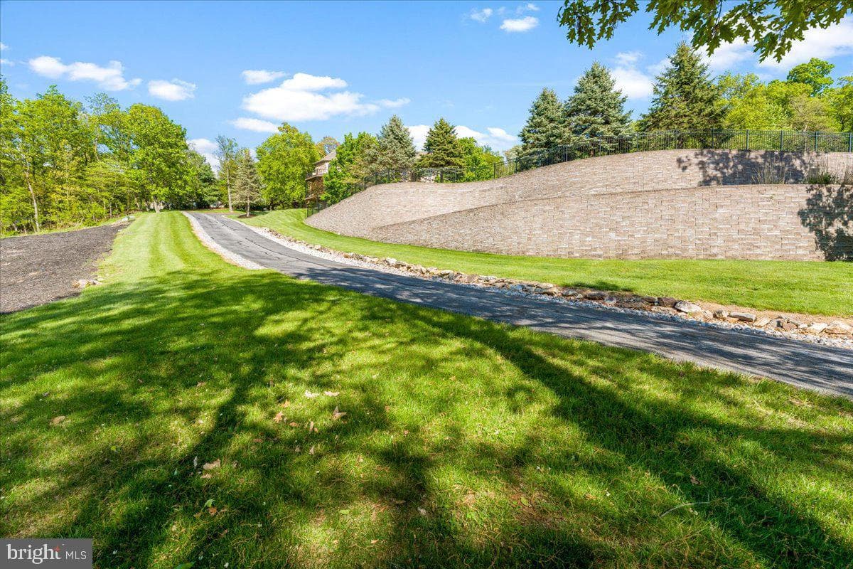 12565 Stone Crest Circle photo 138