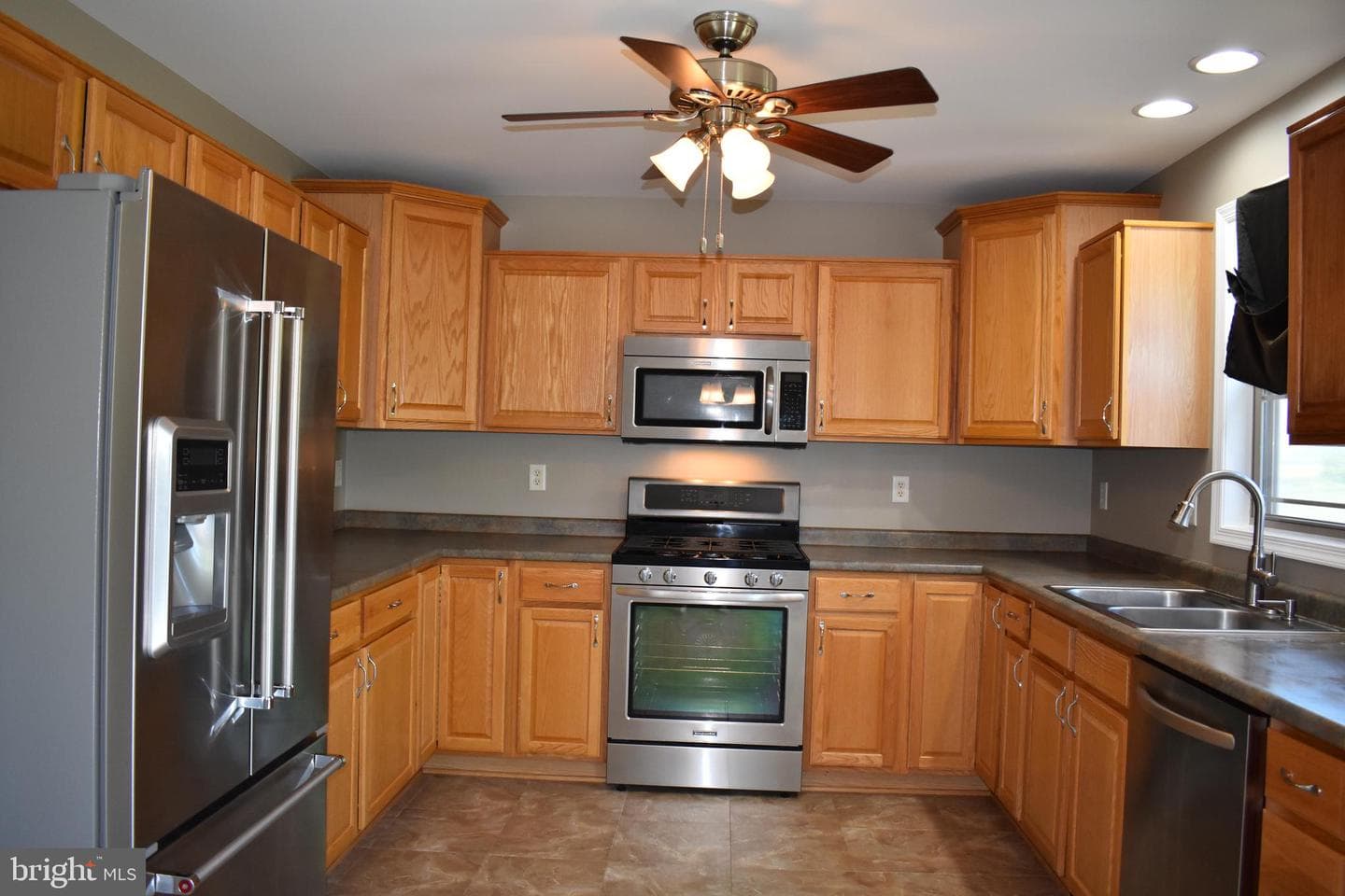 10912 Deerwood Drive photo 11