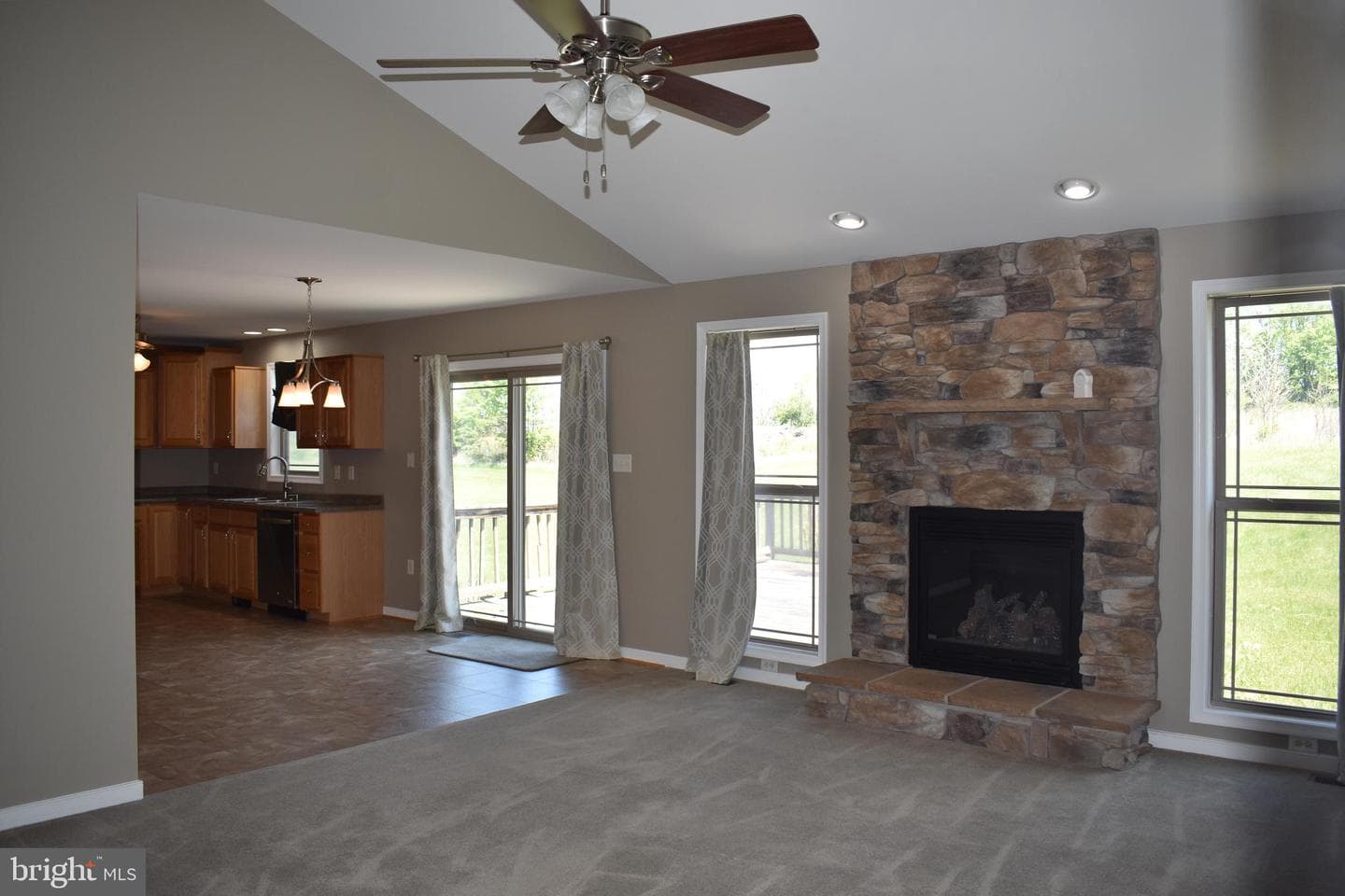 10912 Deerwood Drive photo 7