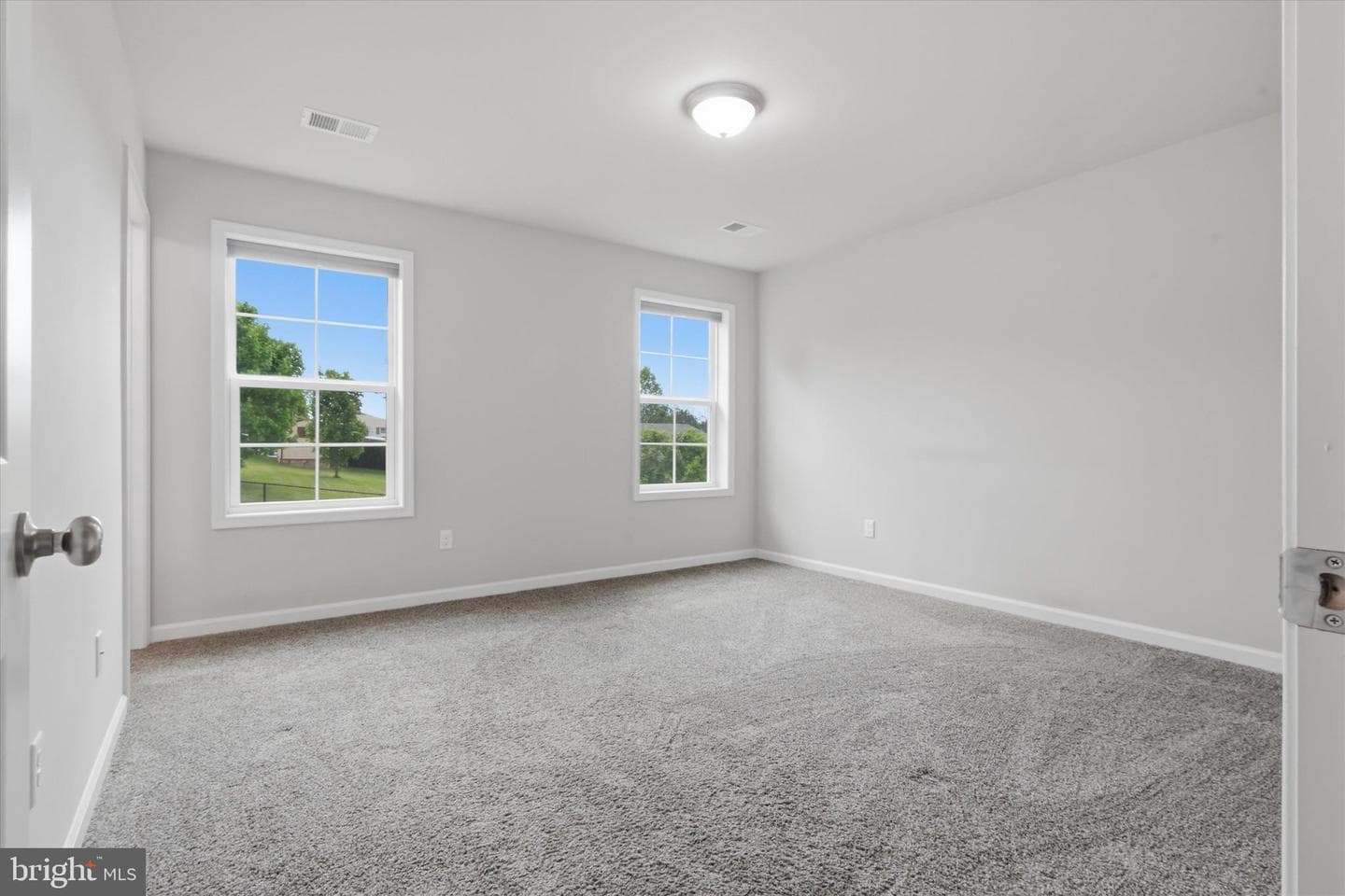338 Grandview Avenue Avenue W photo 13