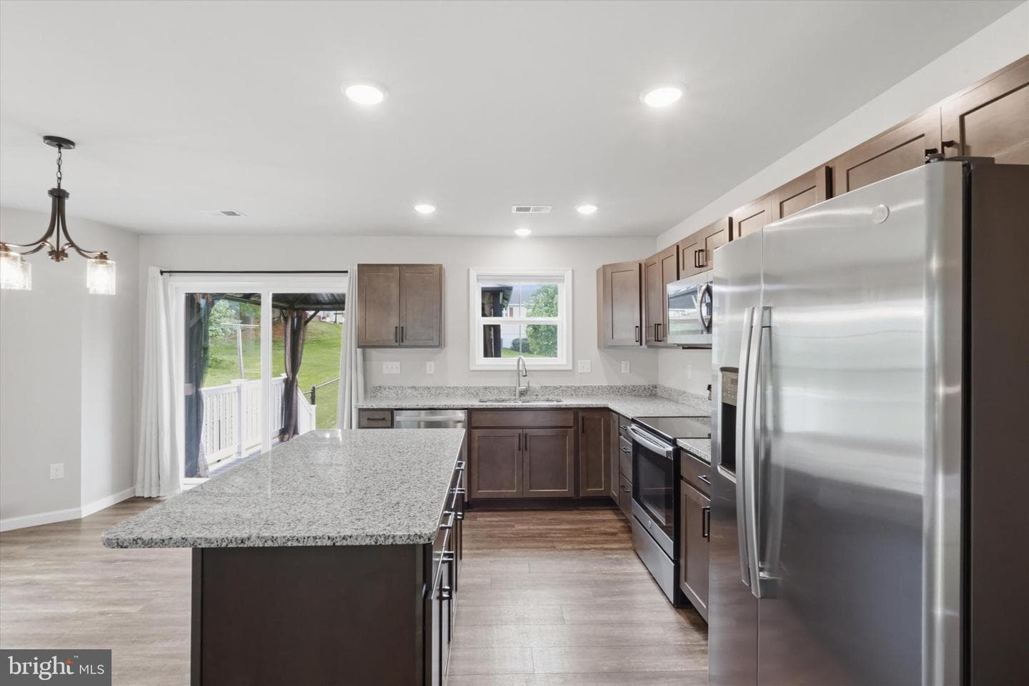 338 Grandview Avenue Avenue W photo 8