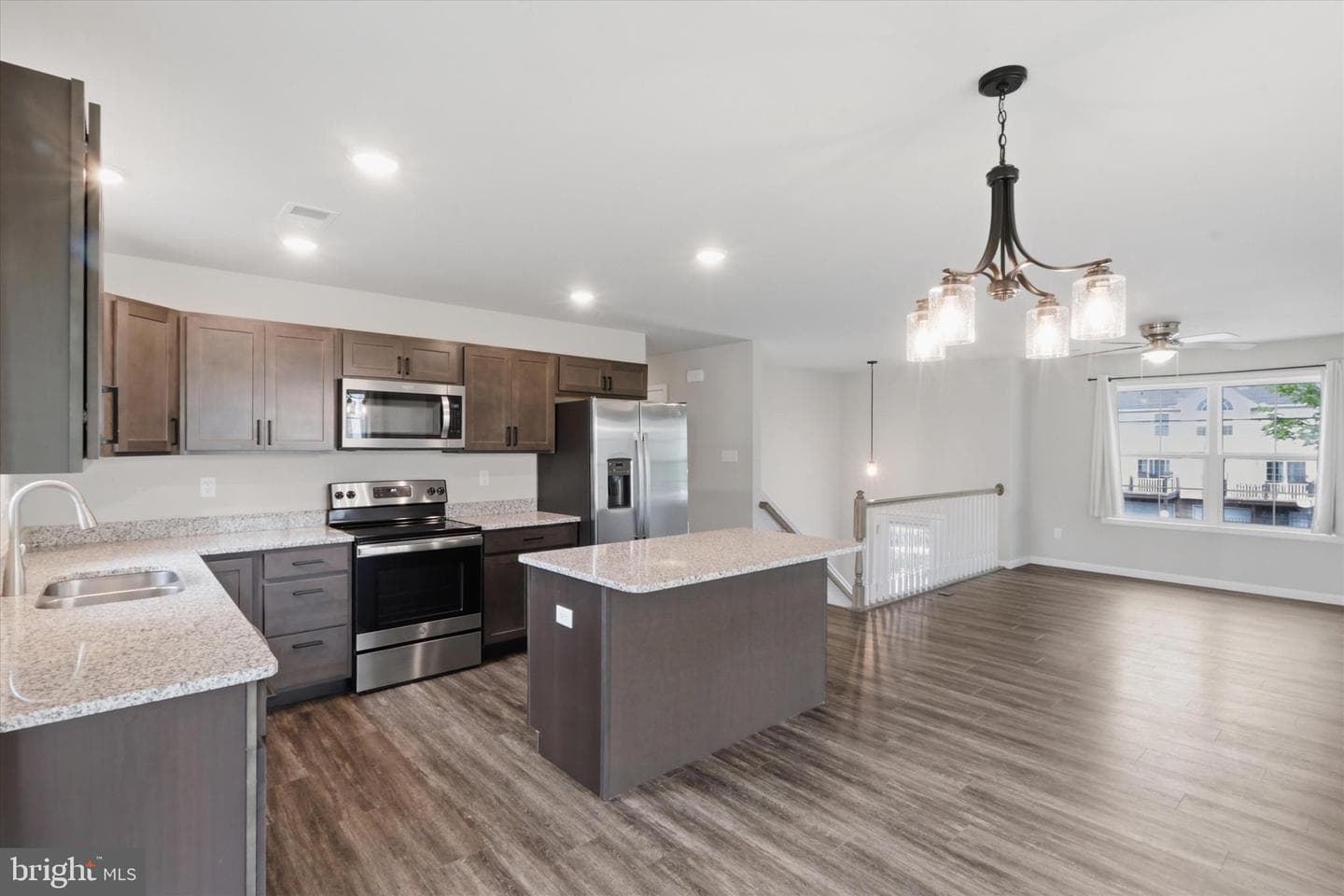 338 Grandview Avenue Avenue W photo 9