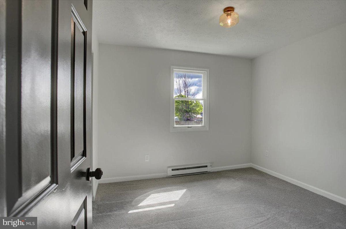 13496 Cumberland Highway photo 17