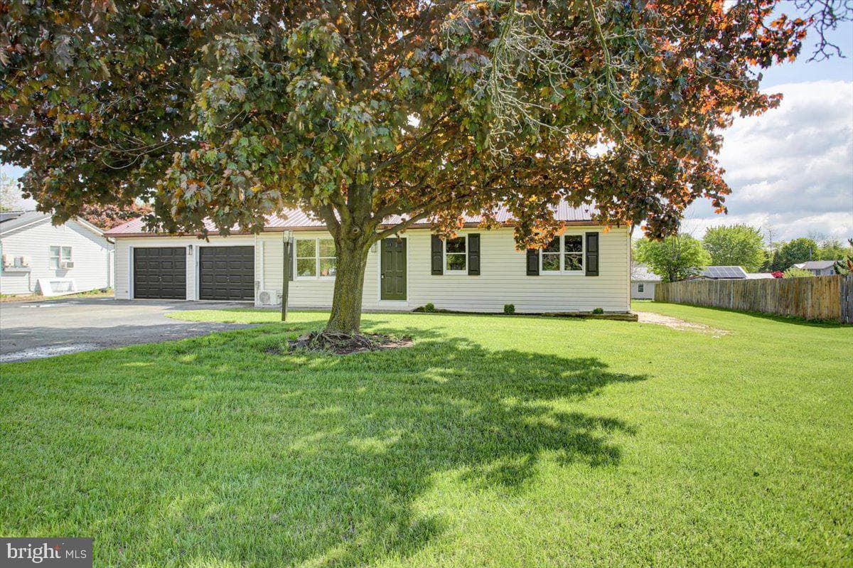 13496 Cumberland Highway photo 23
