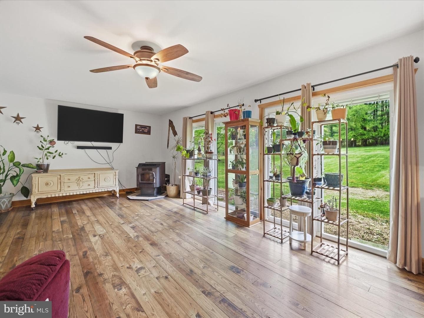 21725 Amberson Road photo 17