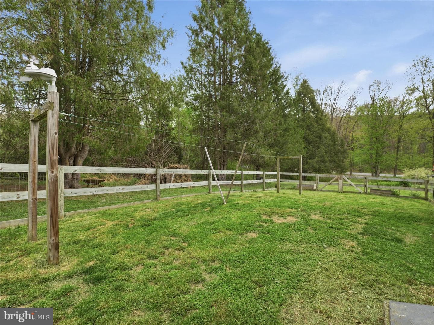 21725 Amberson Road photo 28