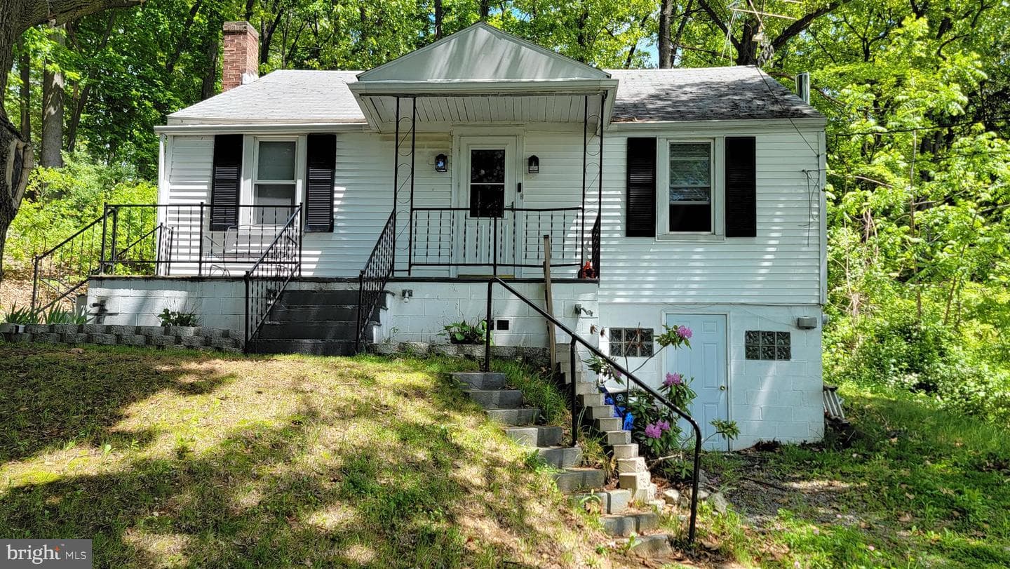 8958 Tomstown Road