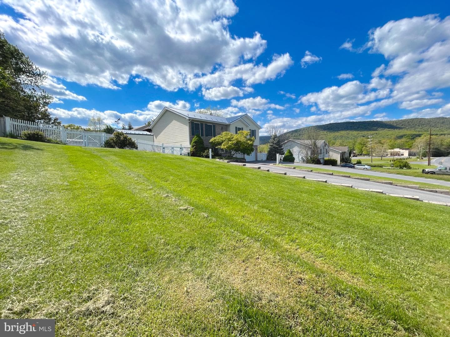 13675 Cumberland Highway photo 3