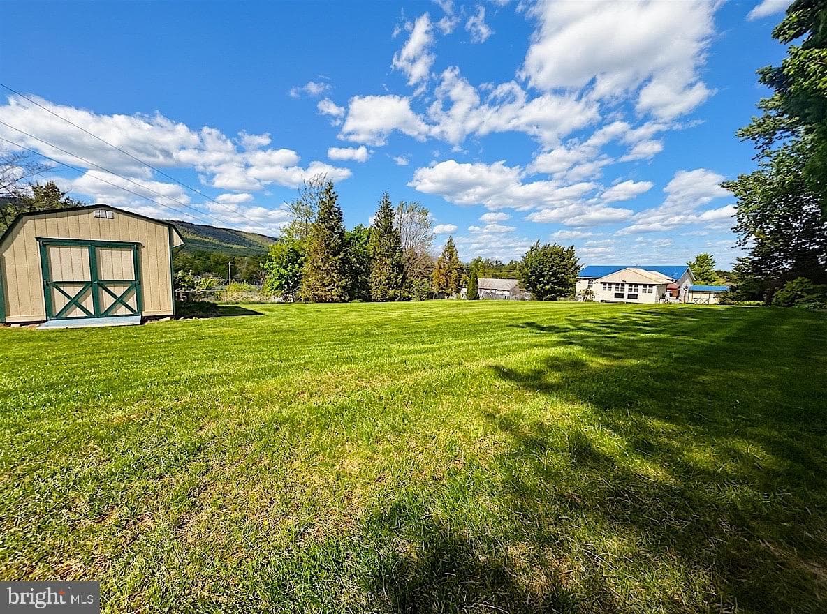13675 Cumberland Highway photo 35