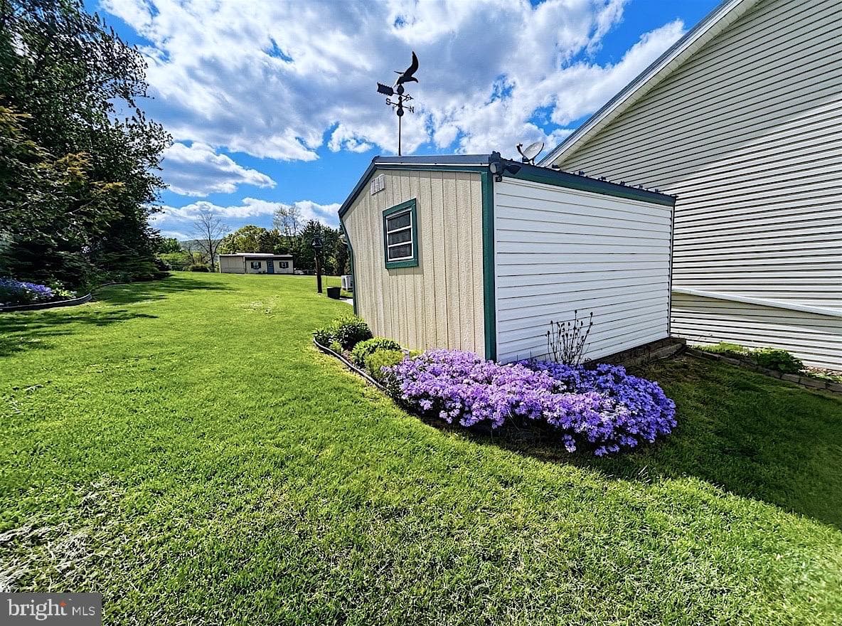 13675 Cumberland Highway photo 37