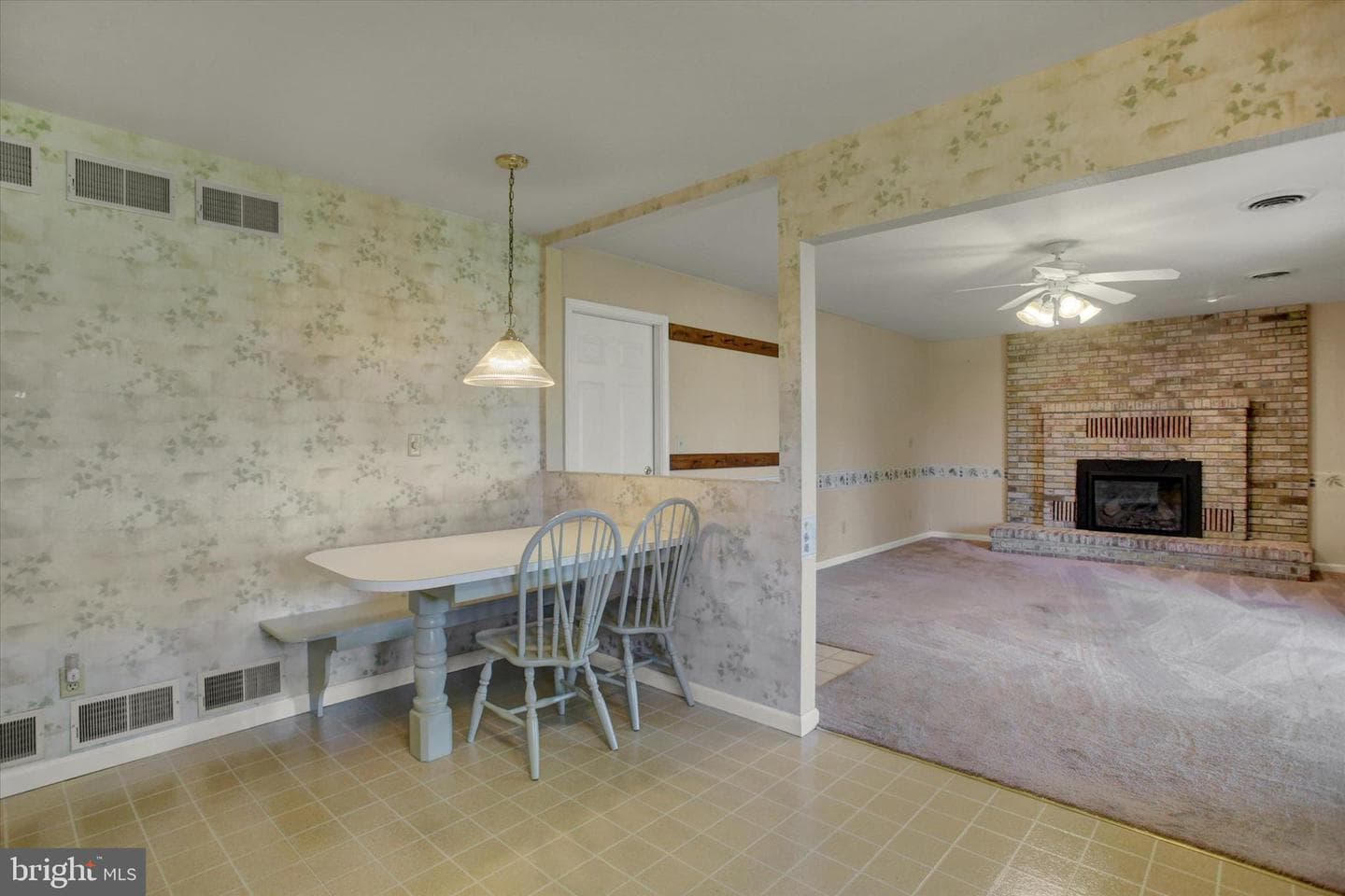 9495 Hesshire Hill Court photo 25
