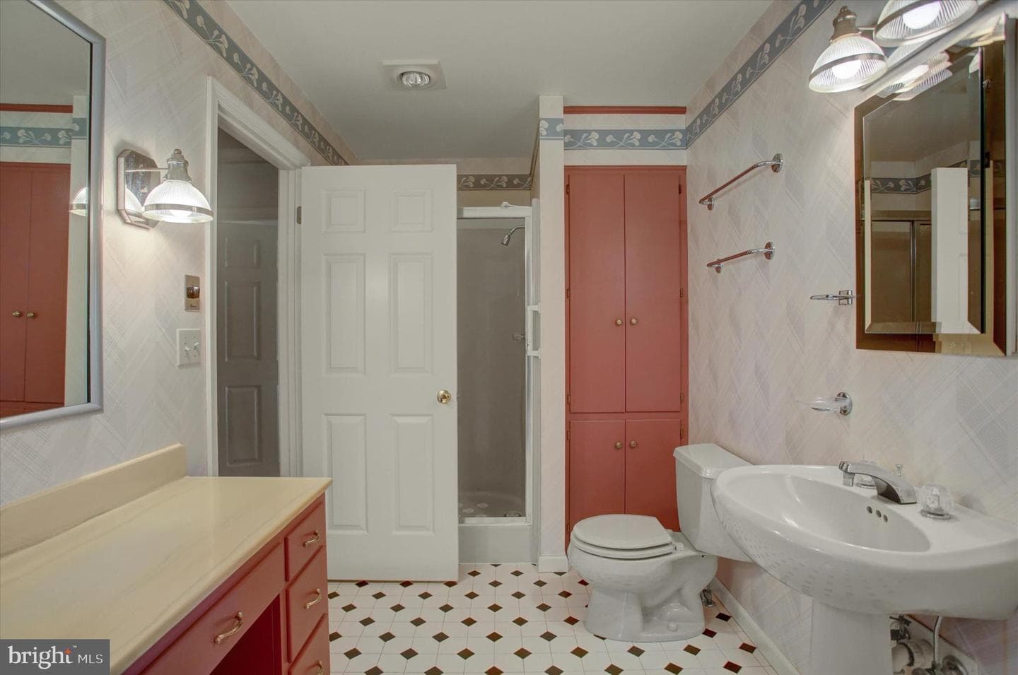 9495 Hesshire Hill Court photo 34