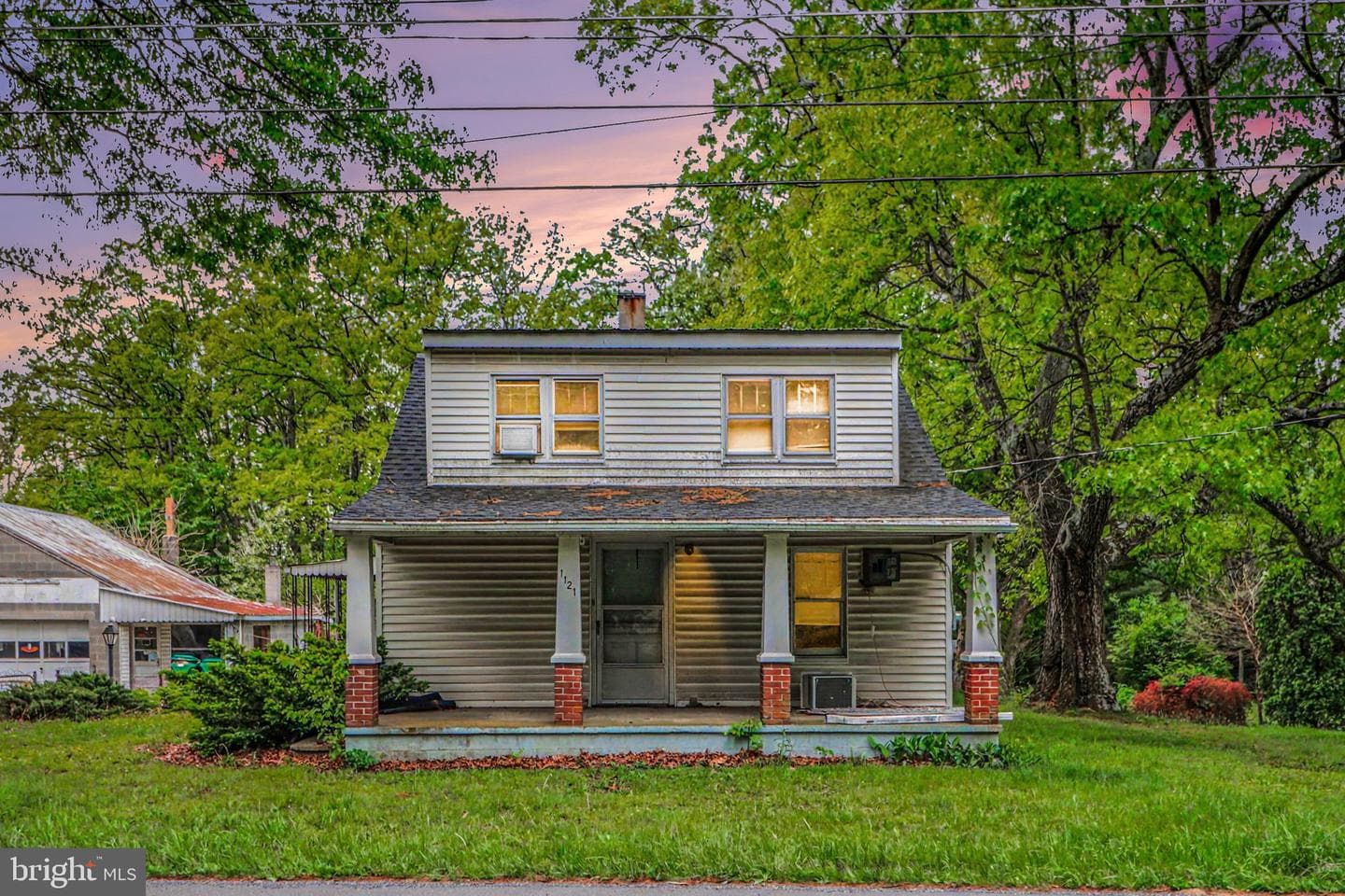 1121 Black Gap Road