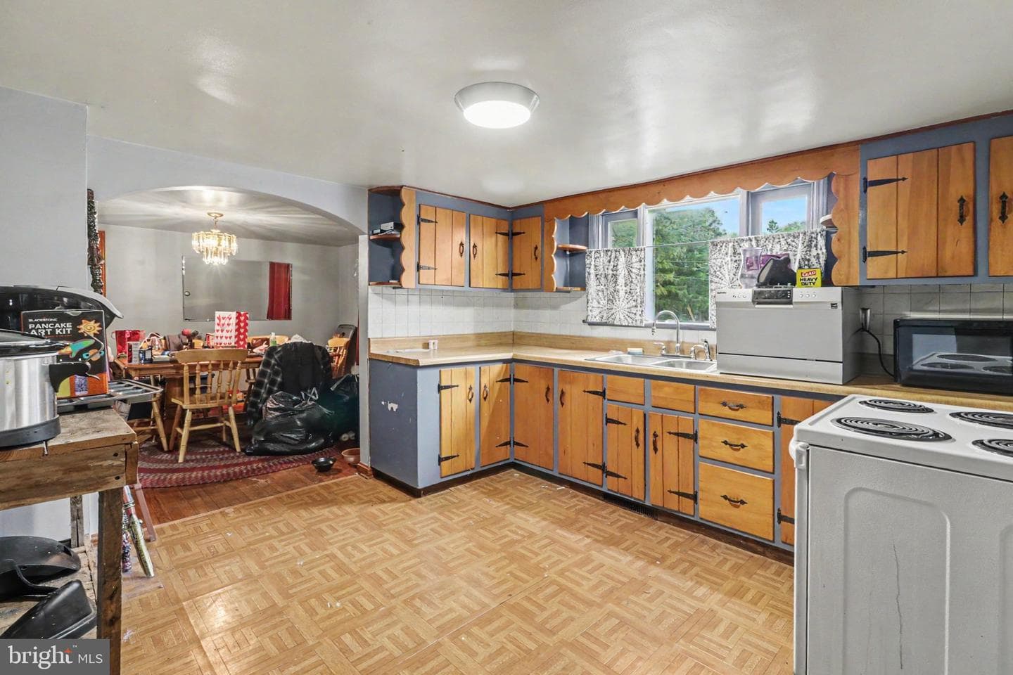 1121 Black Gap Road photo 5