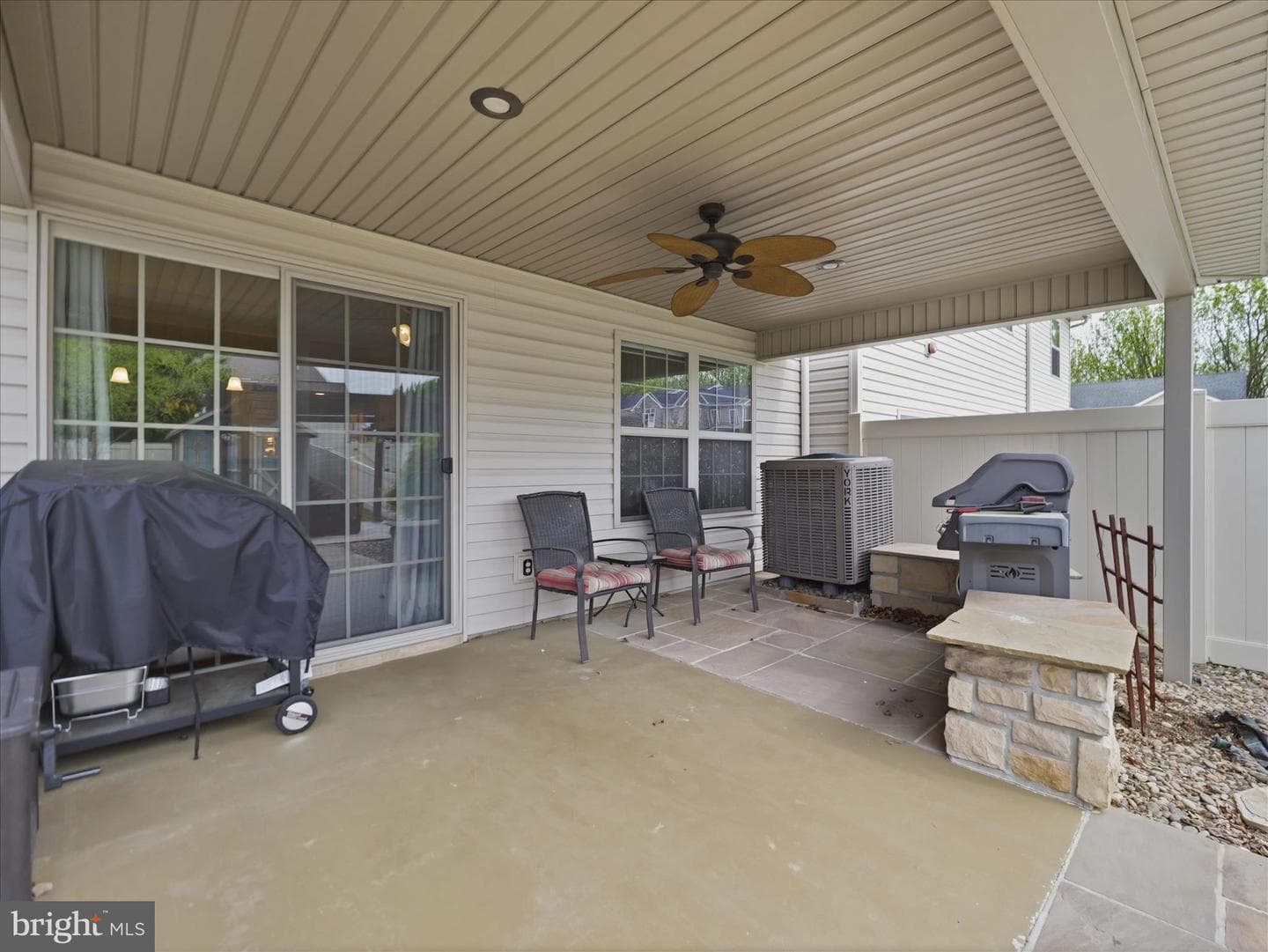 425 Tritle Avenue photo 17