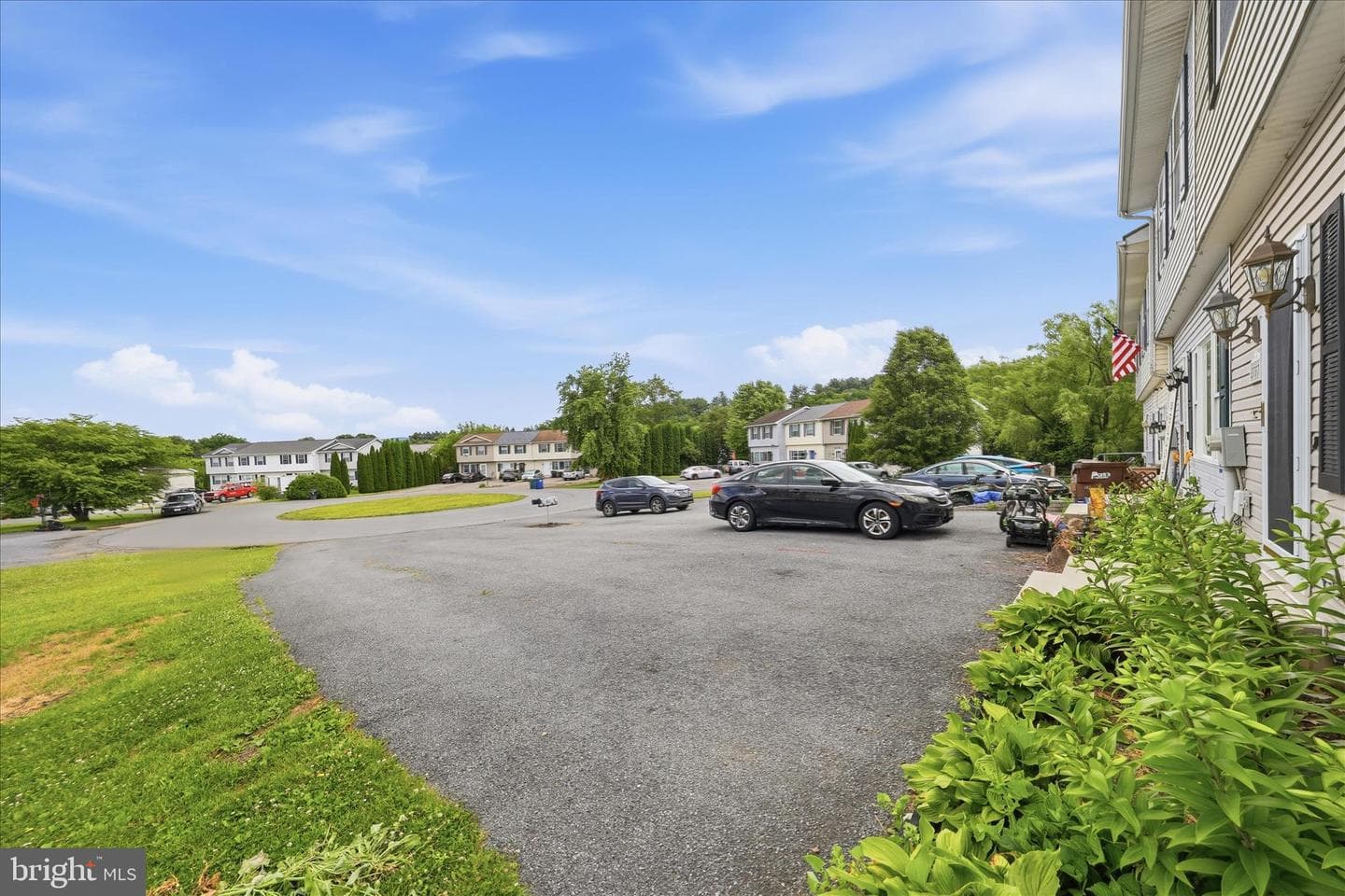 8757 Kings Road photo 45