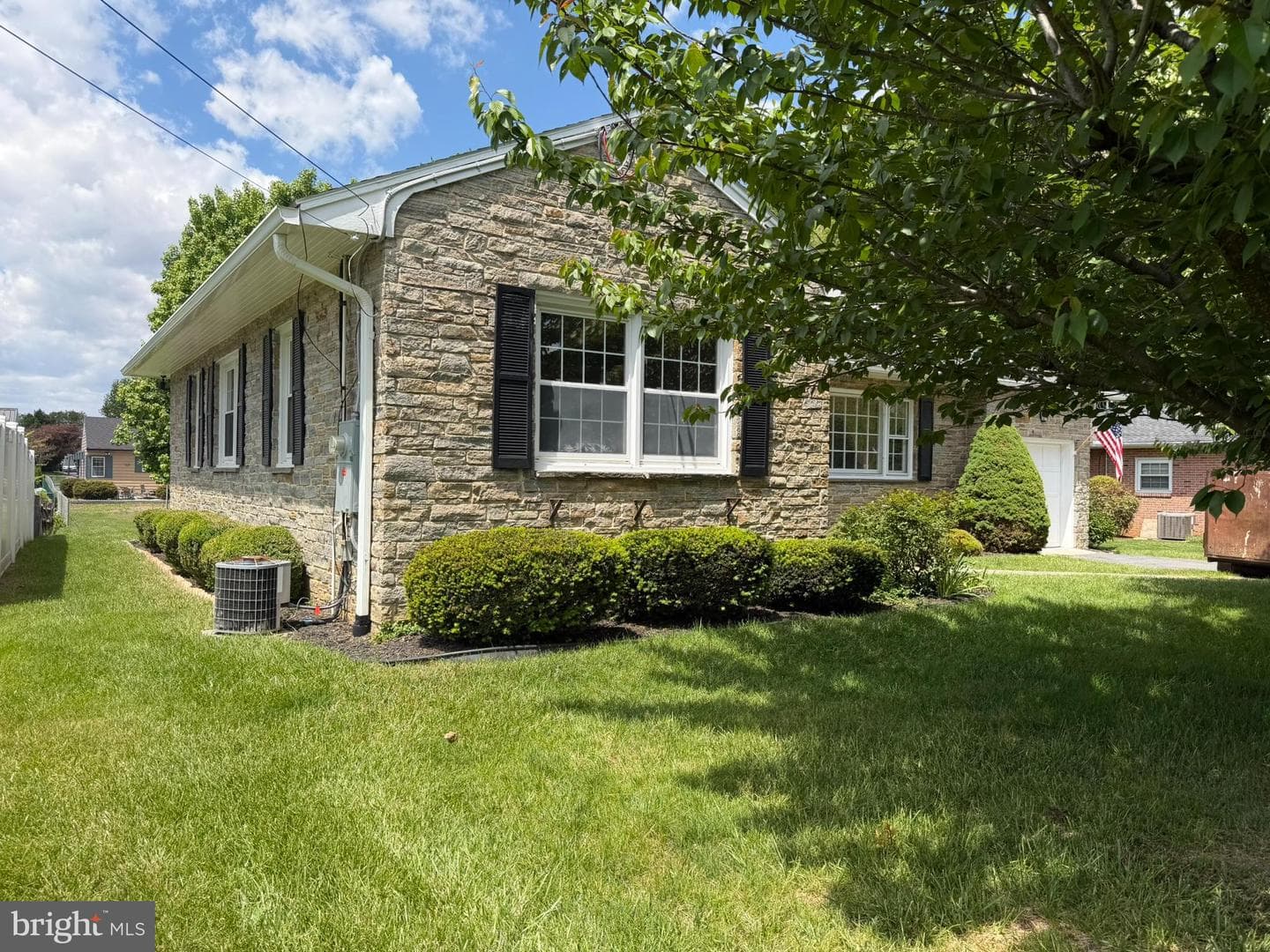 175 Orchard Circle photo 5
