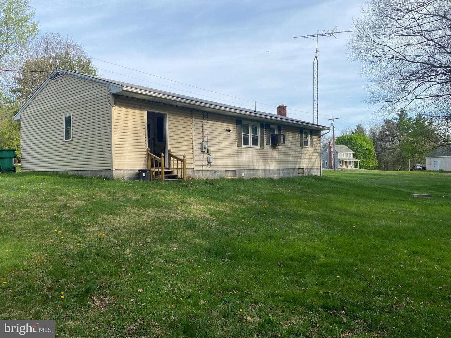11176 Loop Road photo 7