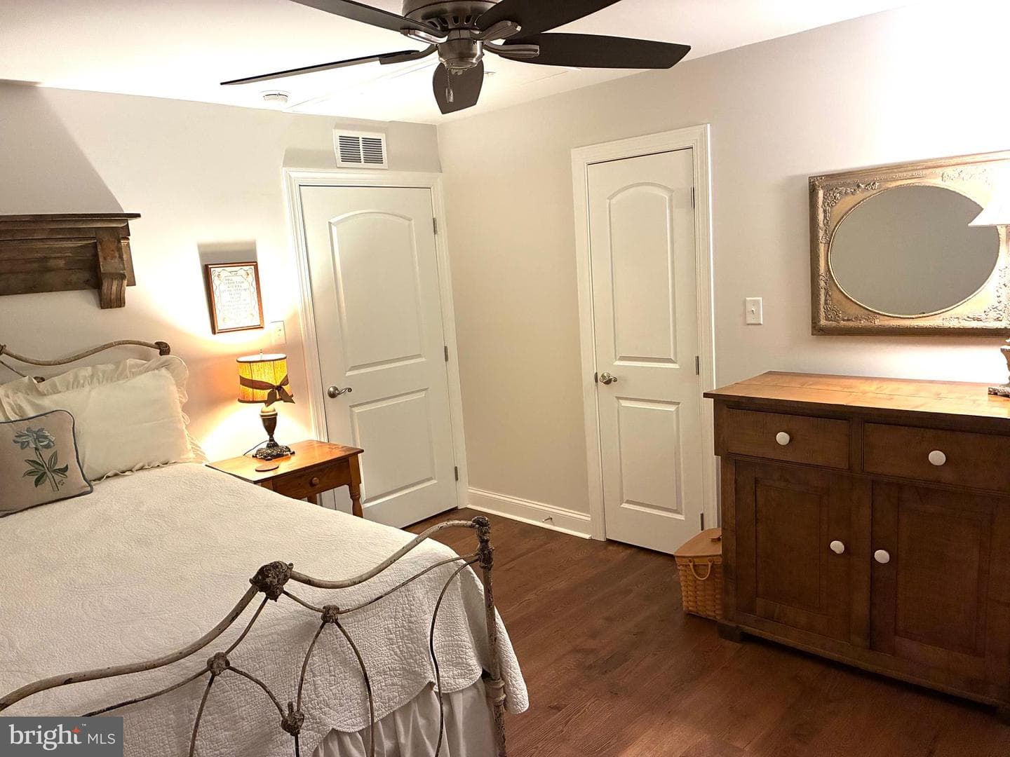 500 Brookview Drive photo 28