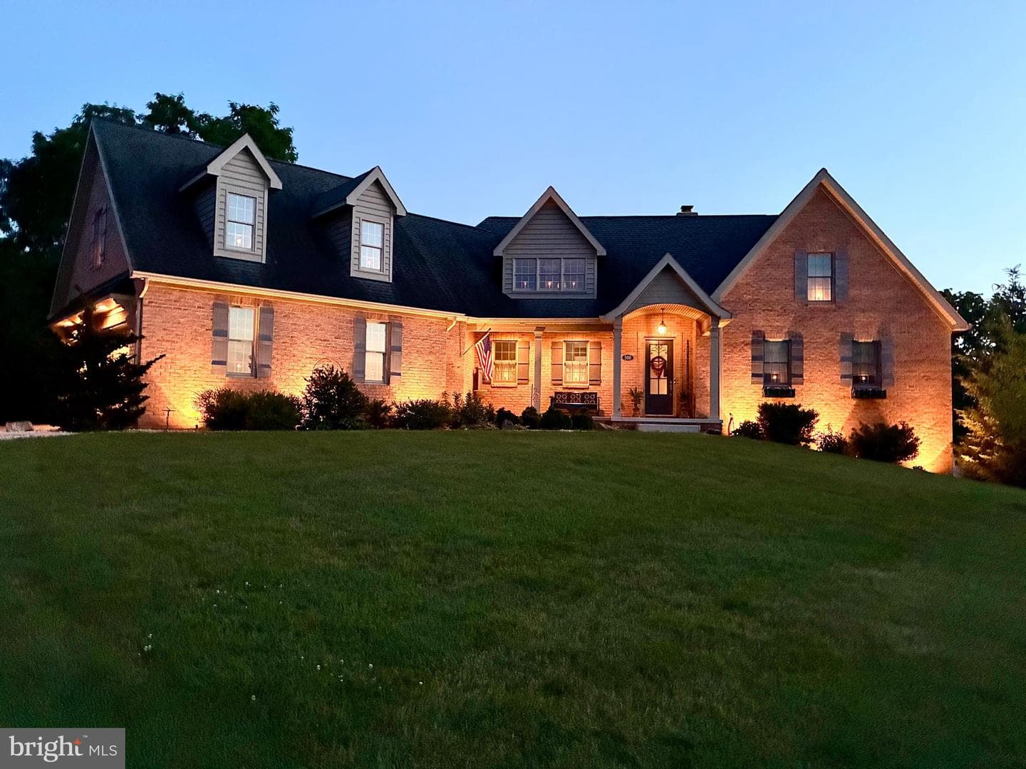 500 Brookview Drive photo 3