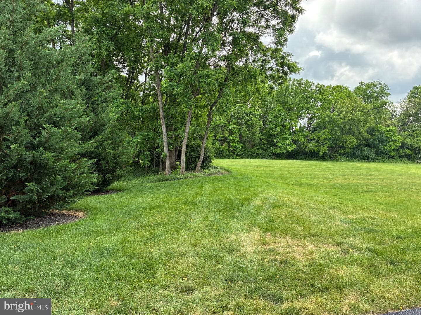 500 Brookview Drive photo 45