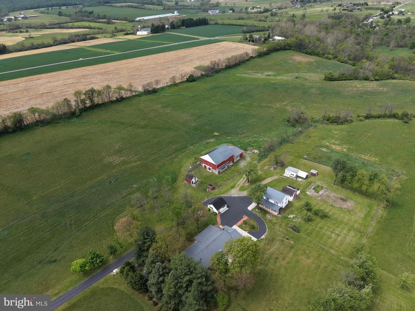 12591 Shimpstown Rd photo 8
