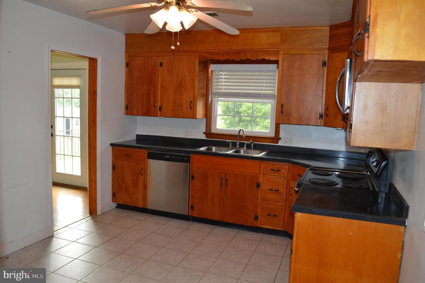328 Antietam Drive photo 28