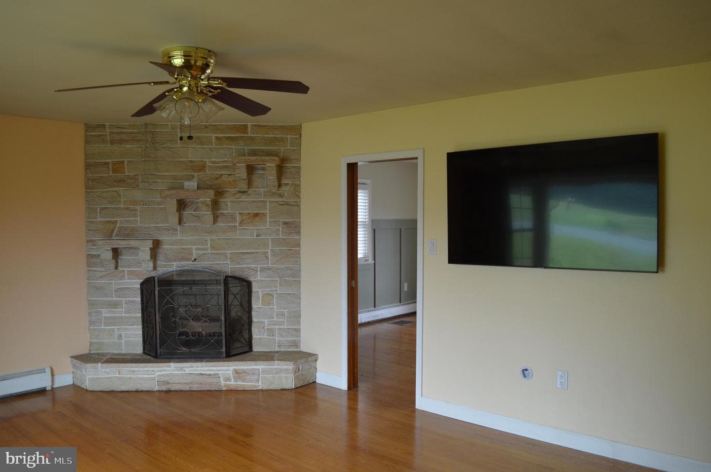 328 Antietam Drive photo 7