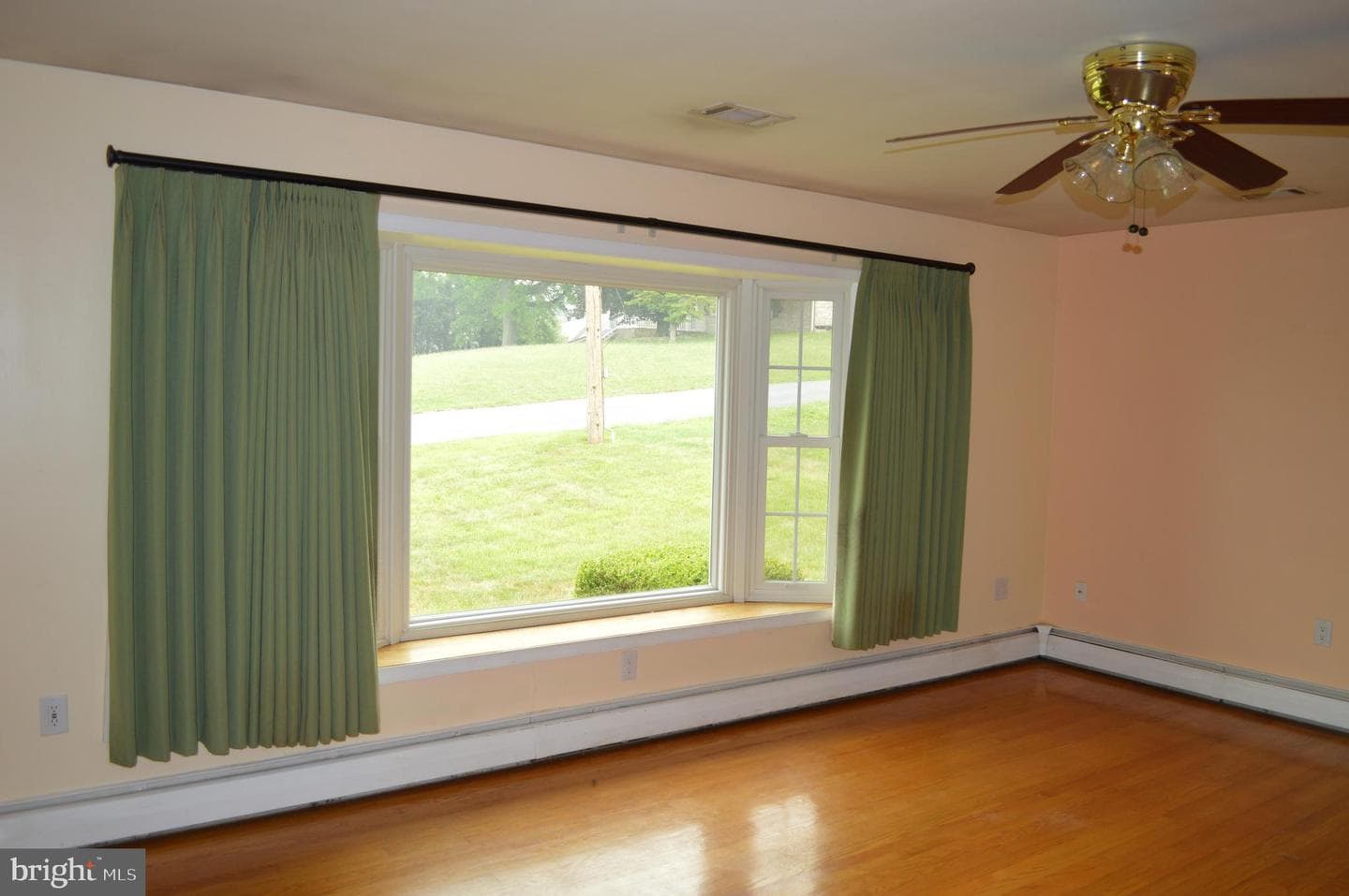 328 Antietam Drive photo 9
