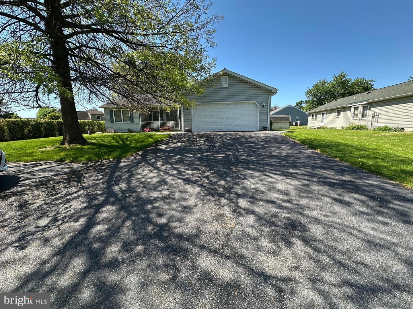 120 Chancellor Drive photo 16