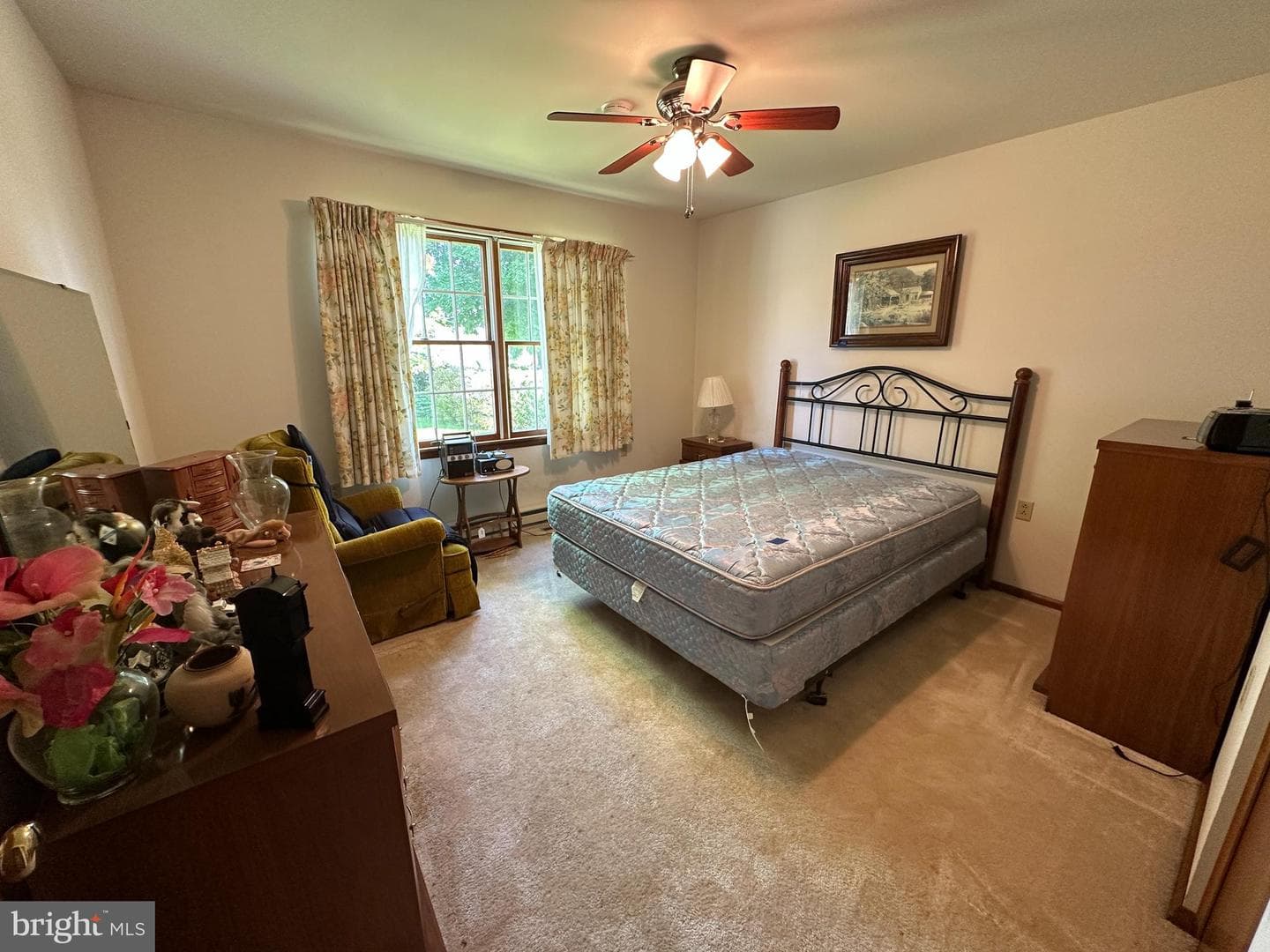 120 Chancellor Drive photo 40