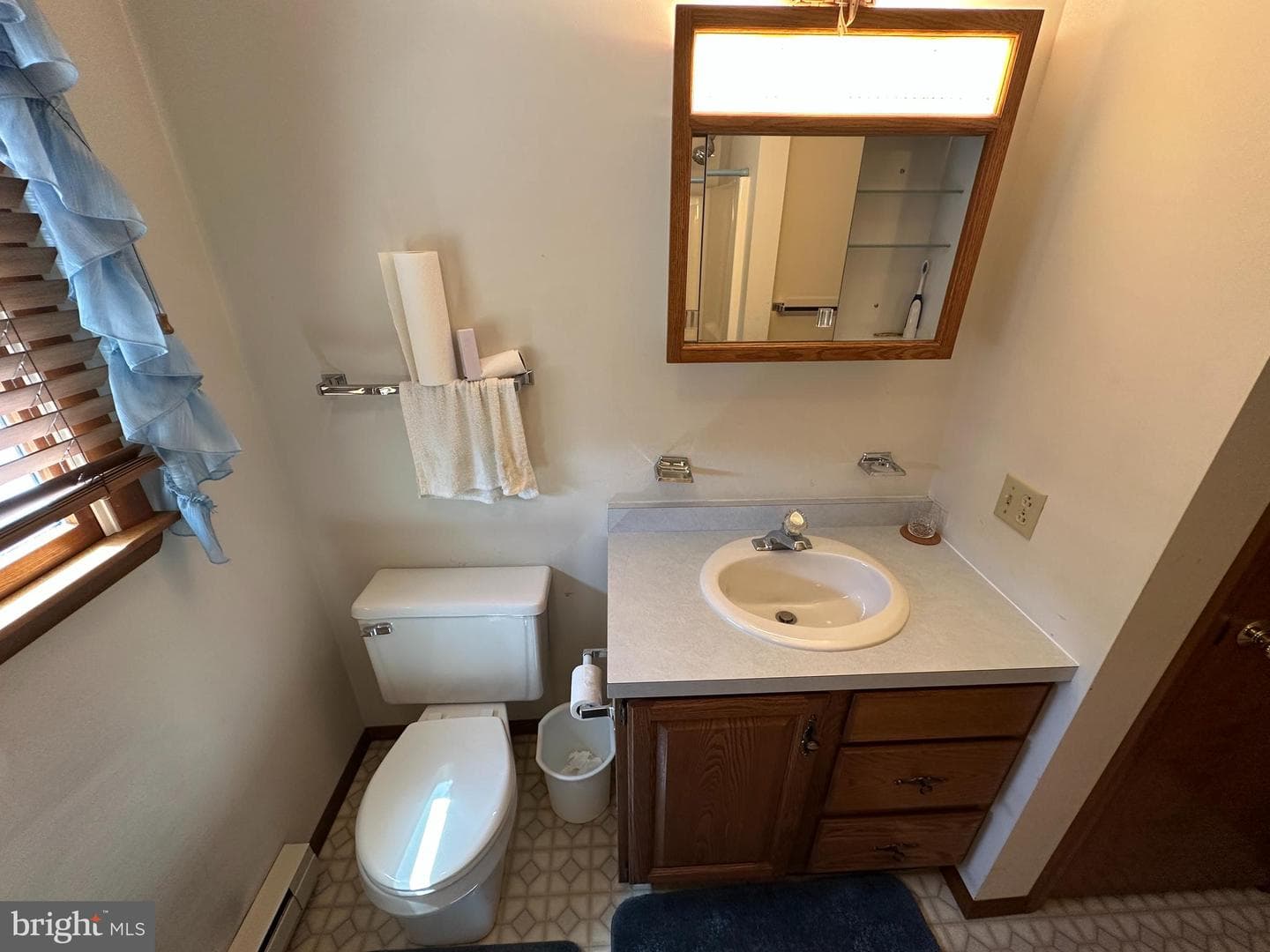 120 Chancellor Drive photo 42