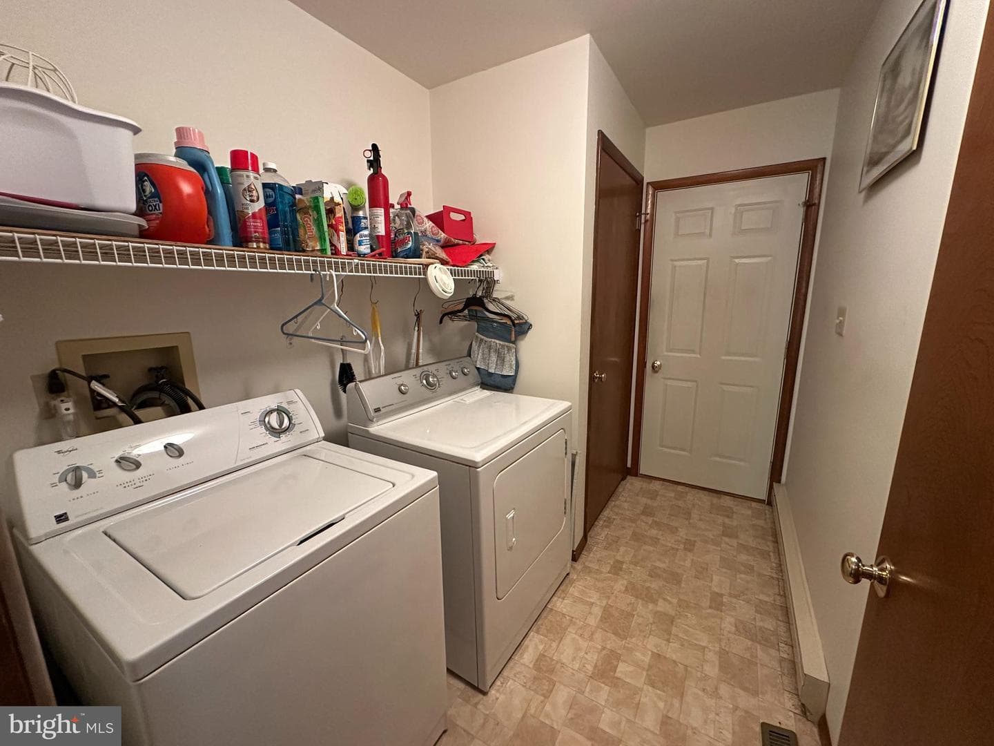 120 Chancellor Drive photo 46