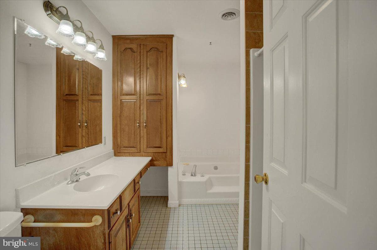 848 Carey Drive photo 22