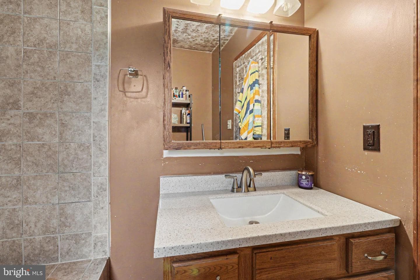 3750 Manor Lane photo 21