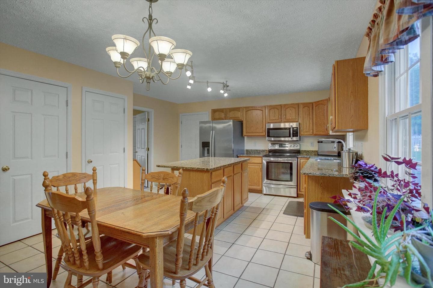 427 Bradley Lane photo 14